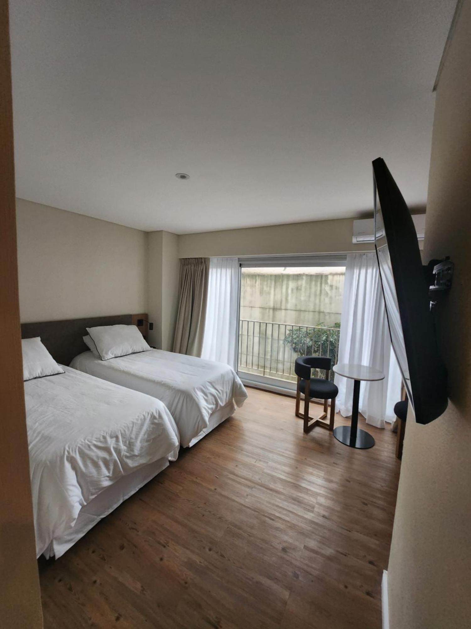 Clayton Buenos Aires Hotel Phòng bức ảnh